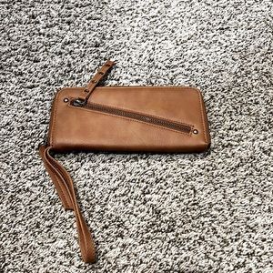 Free People wallet